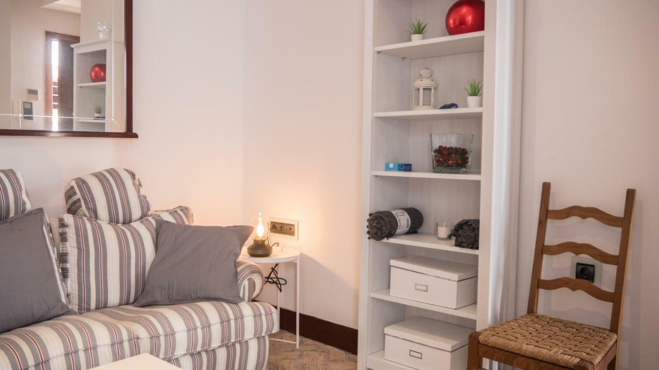 Apartamento El Teatro Ecija Ngoại thất bức ảnh